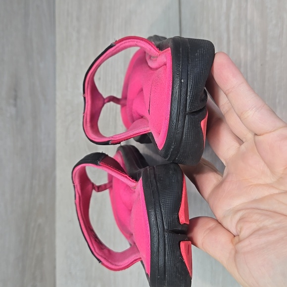 Nike Comfort Footbed Women's Pink&  Black Thong Sandals Flats Shoes Sz 6 - Picture 6 of 12
